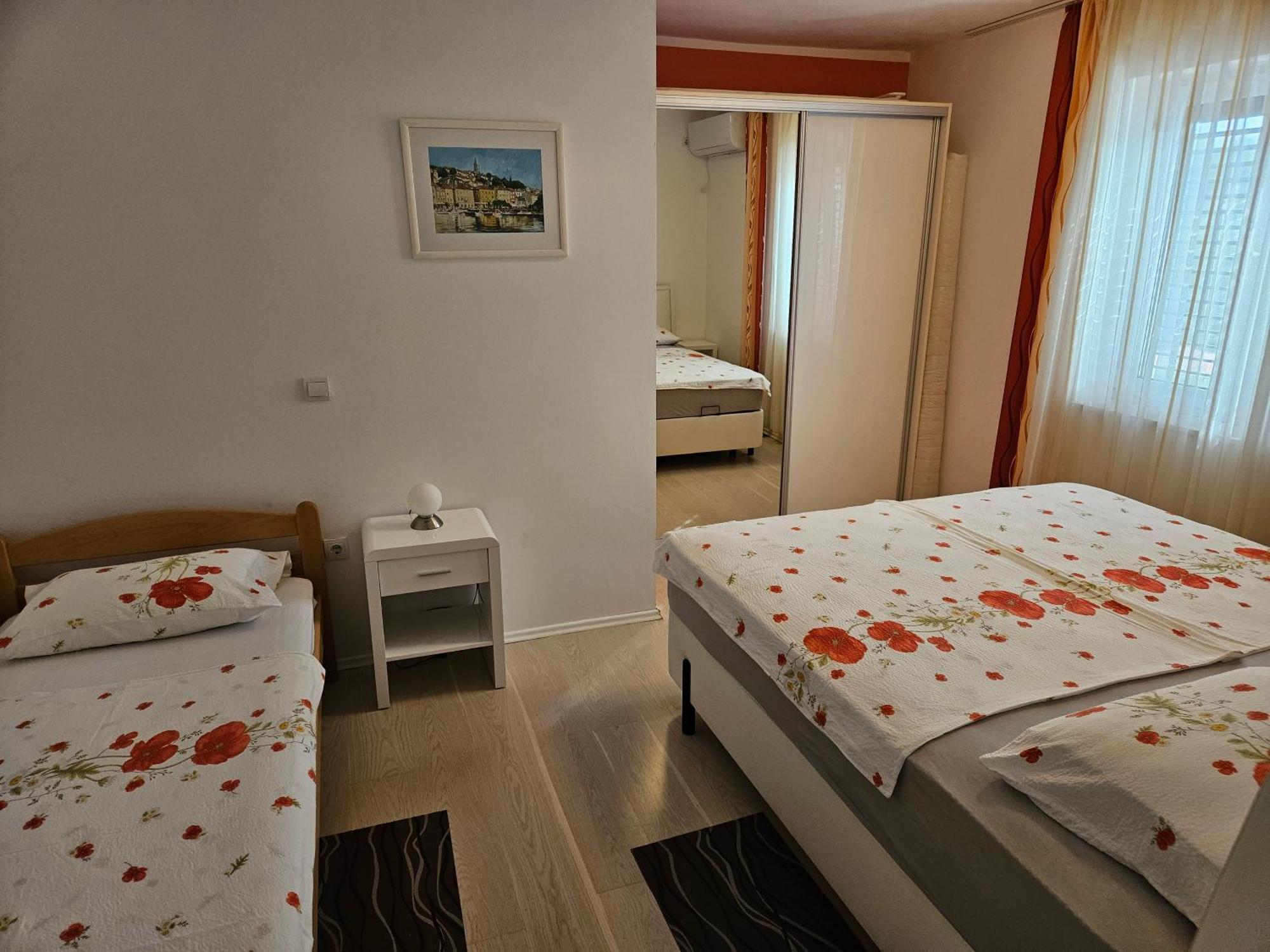 Apartments Vila Tisa Mali Losinj Exterior photo